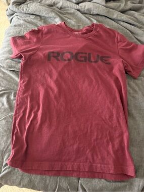 Rogue Men's Burgundy Crew Neck Logo Tee